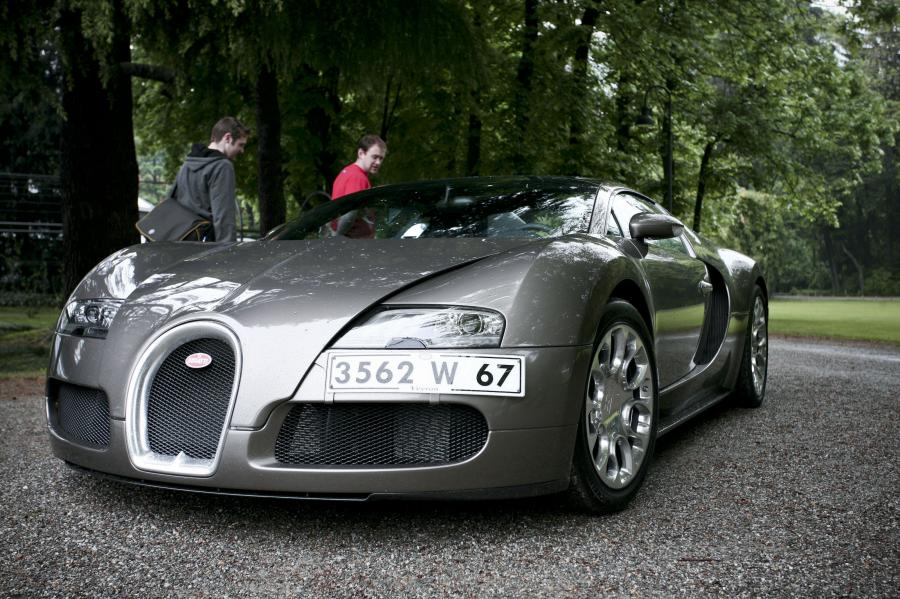  Bugatti Veyron 16.4 2005 года  (фото 32 из 98)